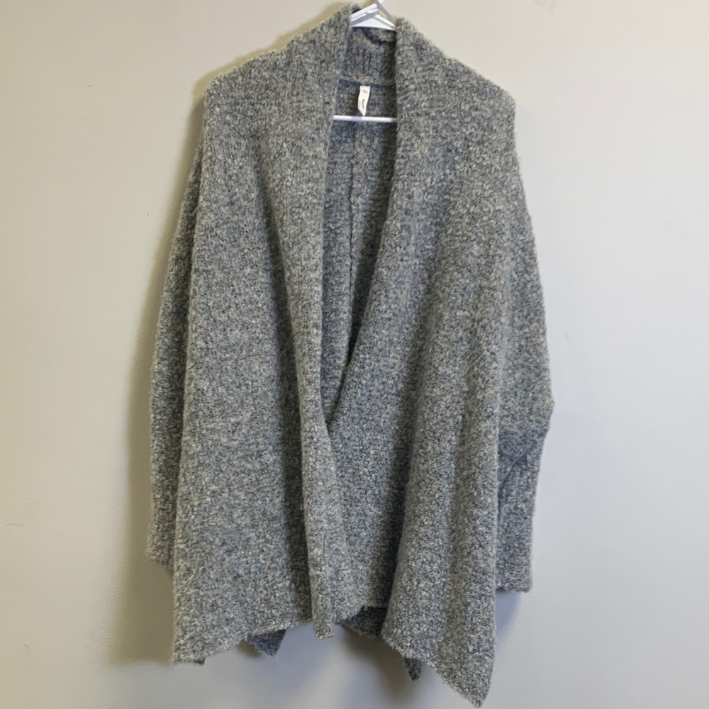 Wishlist Soft Gray Women's Poncho